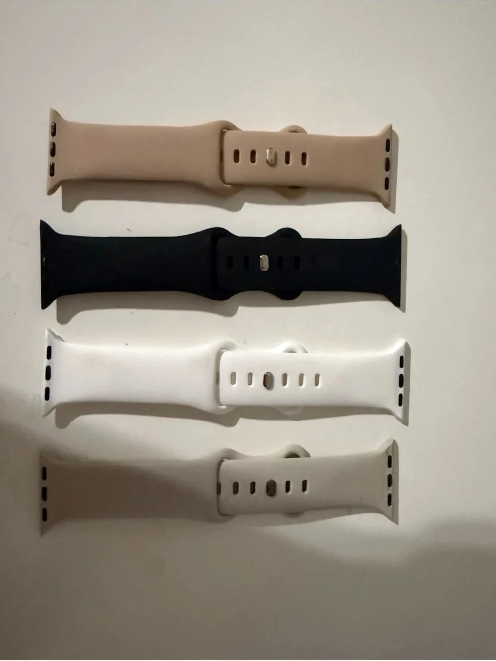 Apple Watch SE 40mm - White Sport Band Smartwatch